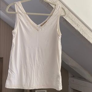 Vneck tank
